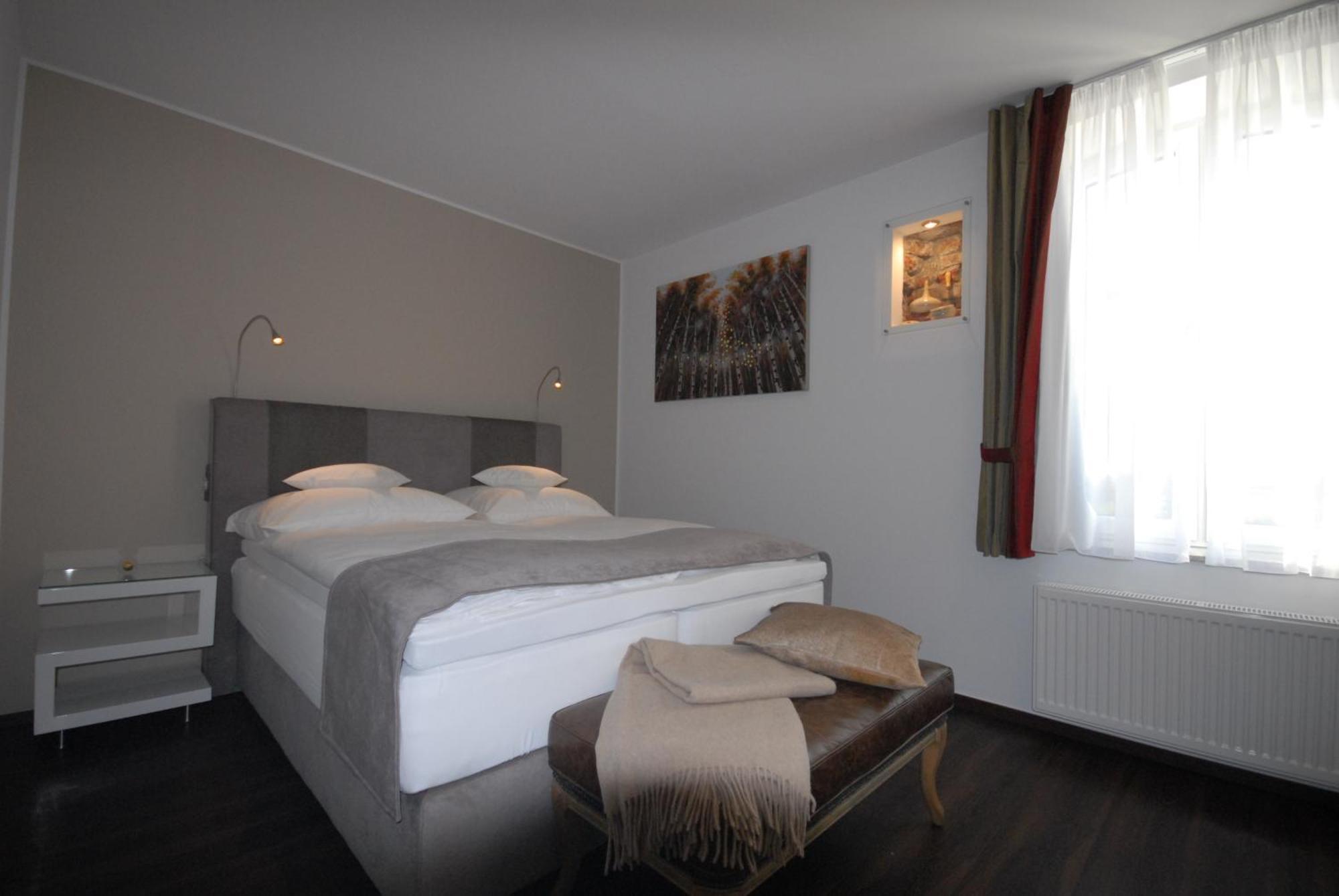 Landhotel Alte Toepferei Duisburg Exterior foto