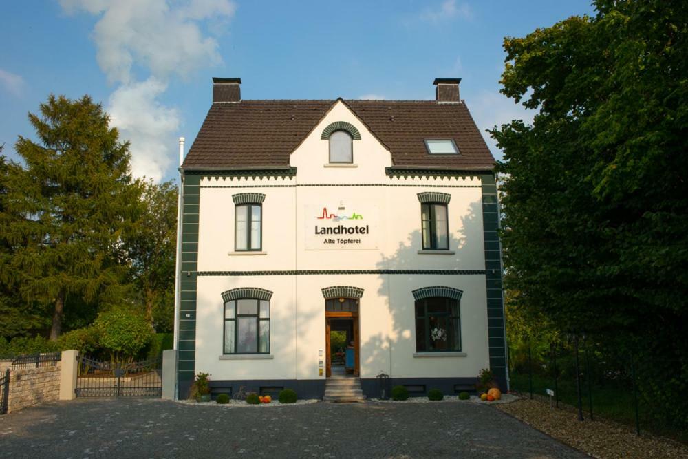 Landhotel Alte Toepferei Duisburg Exterior foto